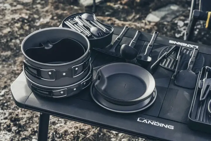 LANDING Outdoor Cooking Kit
